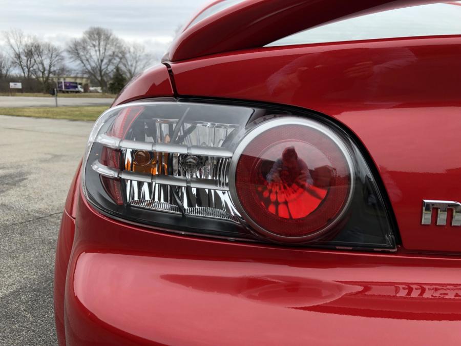 Детали экстерьера Mazda RX-8 2005 года  (фото 92 из 197)